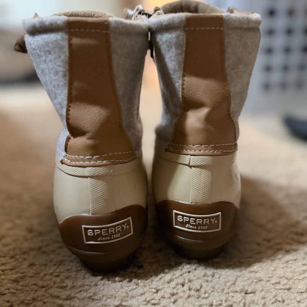 🍂Sperry Cream and Gray Lace-Up Boots🍂☔️ - Picture 8 of 9